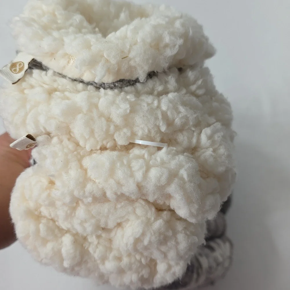 Teddy Fleece Lined Cable-Knit Cloud Socks‎